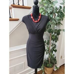 Lauren Ralph Lauren Women's Black Solid V-Neck Short Sleeve Knee Length Dress 6